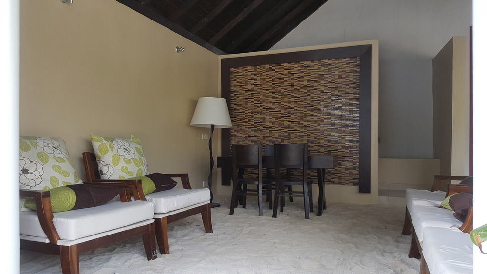 Tropical Village Fehendhoo Ngoại thất bức ảnh