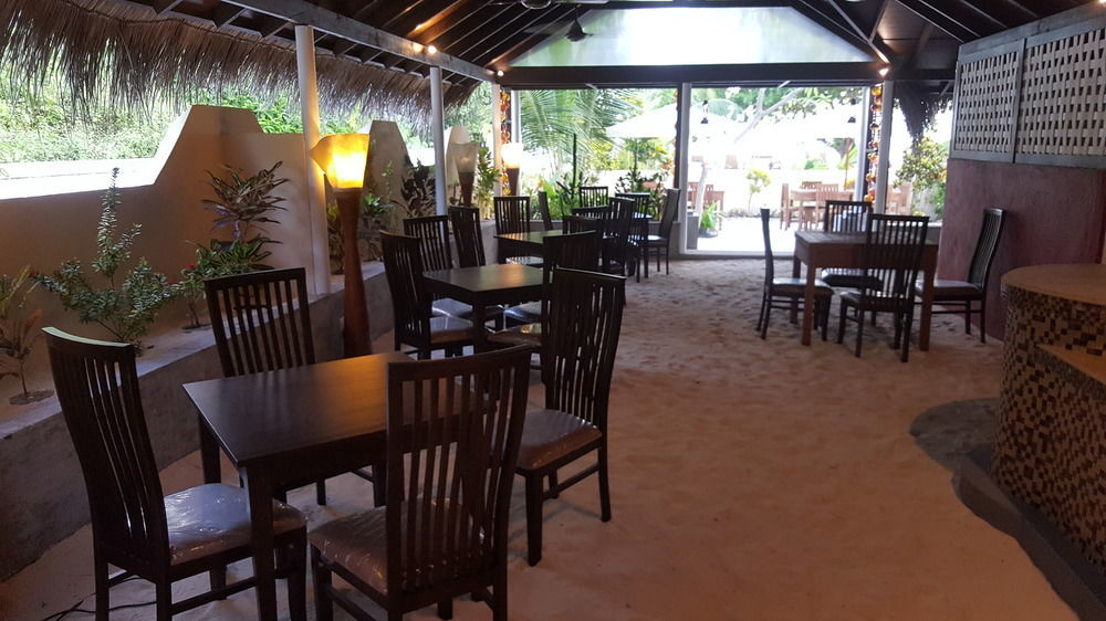 Tropical Village Fehendhoo Ngoại thất bức ảnh