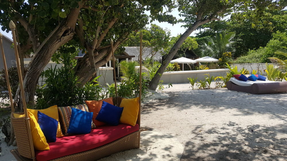 Tropical Village Fehendhoo Ngoại thất bức ảnh
