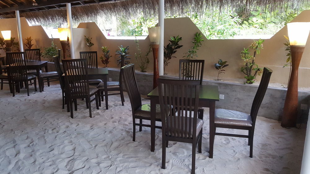 Tropical Village Fehendhoo Ngoại thất bức ảnh
