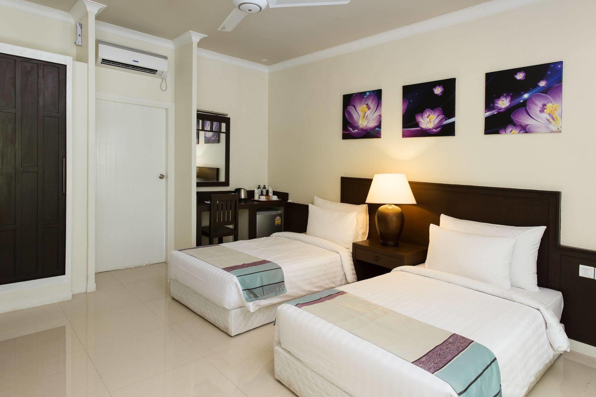 Tropical Village Fehendhoo Ngoại thất bức ảnh