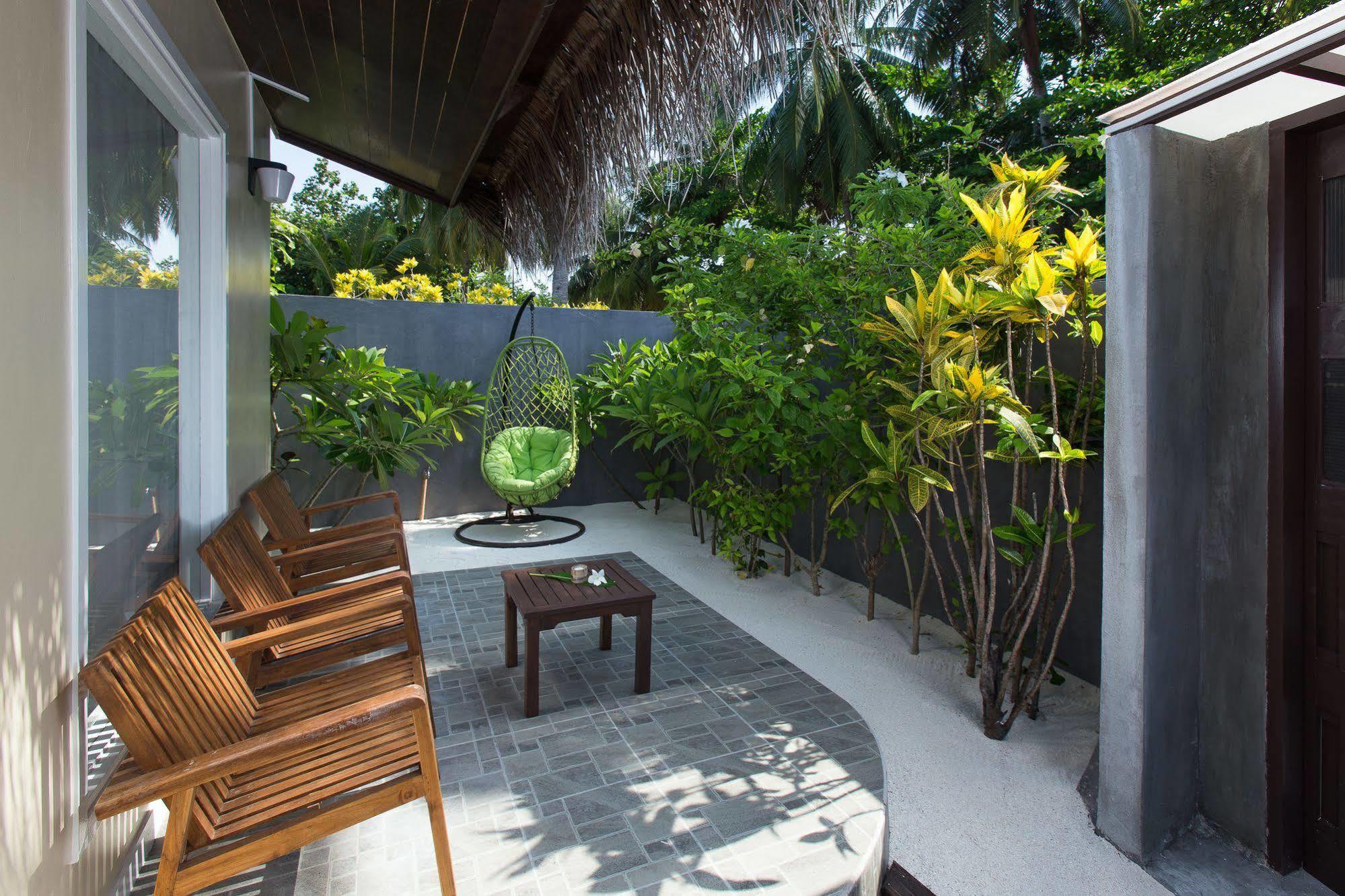 Tropical Village Fehendhoo Ngoại thất bức ảnh