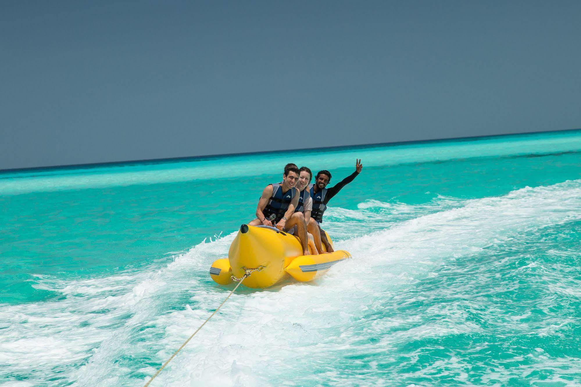 Tropical Village Fehendhoo Ngoại thất bức ảnh