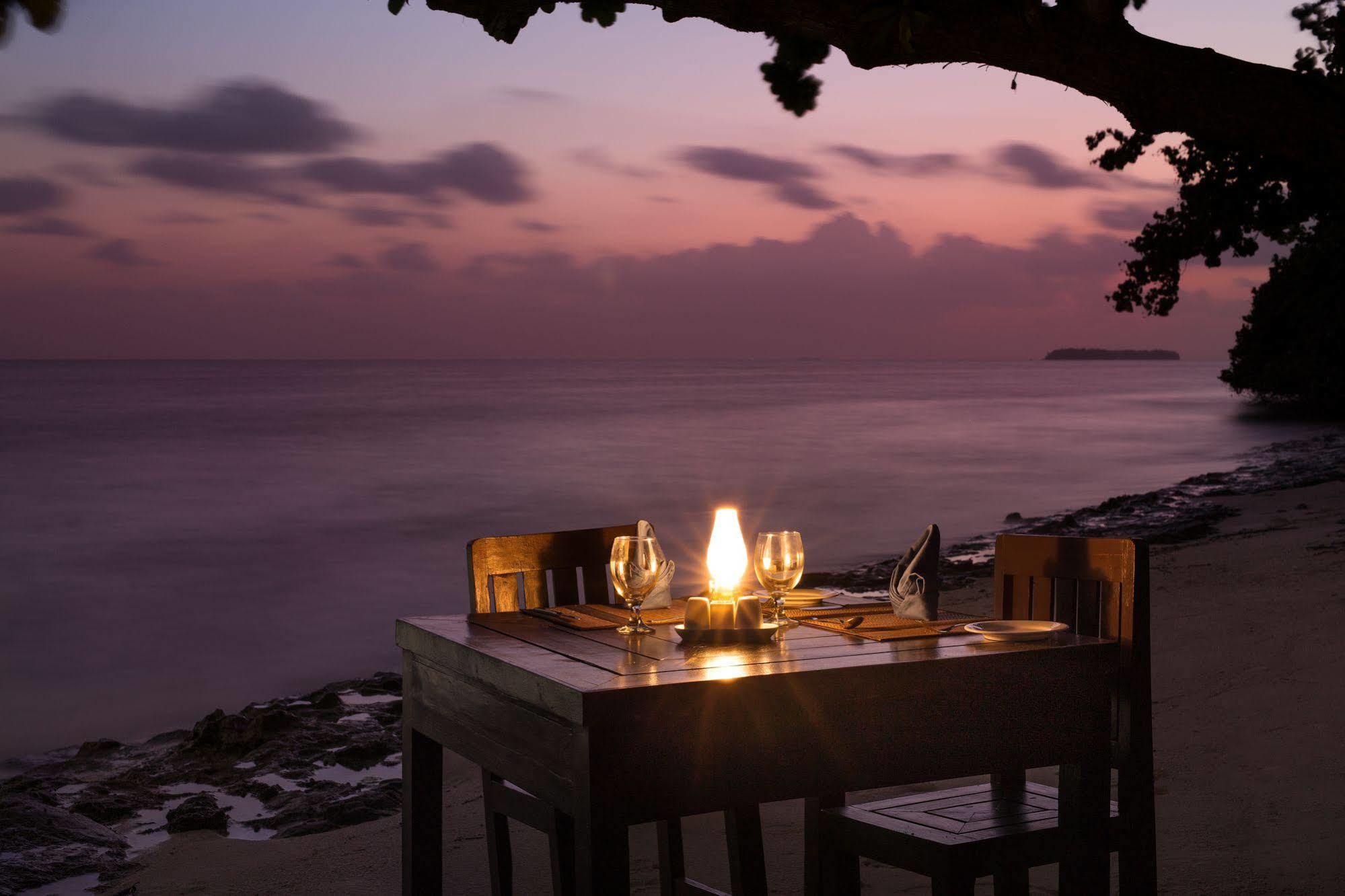 Tropical Village Fehendhoo Ngoại thất bức ảnh